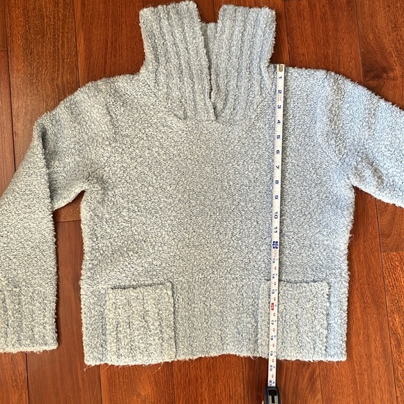 EUC Talbots Petite Light Blue Cozy Sweater Small - Picture 3 of 10